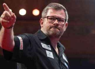 James Wade gewinnt gegen Peter Wright; Mike De Decker schlägt Damon Heta news-09102024-002625