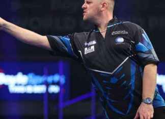 Michael van Gerwen vs. Daryl Gurney: 6-0 Niederlage und Fokusverlust verhindern news-09102024-213116