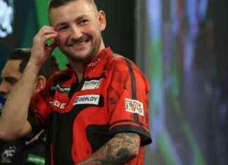 Nathan Aspinall: Frau wütend über Bart – “Behalte ihn bis zum nächsten Major-Sieg“ nathan-aspinall-frau-wtend-ber-bart-behalte-ihn-bis-zum-nchsten-major-sieg