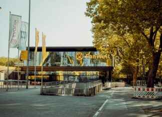 Aufstellungen: Teilnehmer: Borussia Dortmund Gegen FC St. Pauli – Überraschungen In Der Startelf Aufstellungen: Teilnehmer: Borussia Dortmund Gegen FC St. Pauli – Überraschungen In Der Startelf