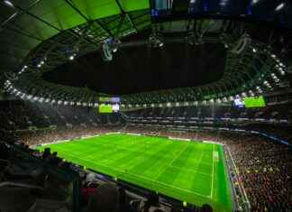 Aufstellungen: Teilnehmer: FC Liverpool gegen Manchester City Aufstellungen: Teilnehmer: FC Liverpool gegen Manchester City