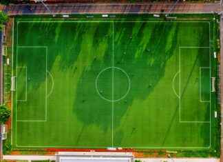 Aufstellungen: Teilnehmer: FC Liverpool gegen Real Madrid Aufstellungen: Teilnehmer: FC Liverpool gegen Real Madrid