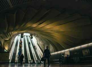 Aufstellungen: Teilnehmer: Phönix Lübeck gegen Borussia Dortmund Aufstellungen: Teilnehmer: Phönix Lübeck gegen Borussia Dortmund