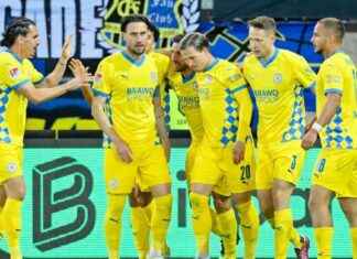 Eintracht Braunschweig siegt souverän im Relegations-Hinspiel und rückt dem Klassenerhalt näher. eintracht-braunschweig-siegt-souvern-im-relegations-hinspiel-und-rckt-dem-klassenerhalt-nher