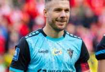 Fußball-Transferticker: Podolski verlängert Vertrag in Zabrze fuball-transferticker-podolski-verlngert-vertrag-in-zabrze