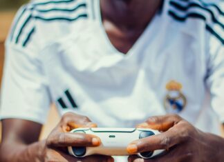 Aufstellungen: Teilnehmer Beim Spannenden Duell Real Madrid Gegen FC Barcelona