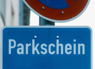 Aufstellungen: Teilnehmer Der Spannung Zwischen Feyenoord Und FC Bayern