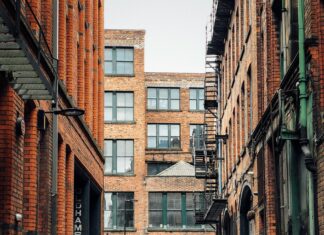 Aufstellungen: Teilnehmer Von Manchester City Gegen Manchester United?